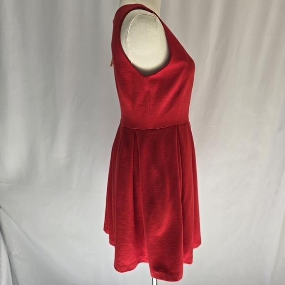 NWT Esley Sleeveless Red Pleated Fit and Flare Mini Dress Sz. S - Picture 6 of 12